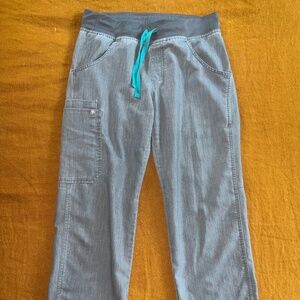 Figs Women's Graphite Gray Kade Cargo Scrub Pants Size XS/P